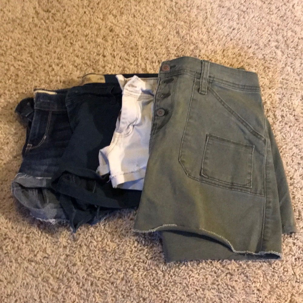 3 JEAN SHORT 1 JEAN SKIRT HOLLISTER